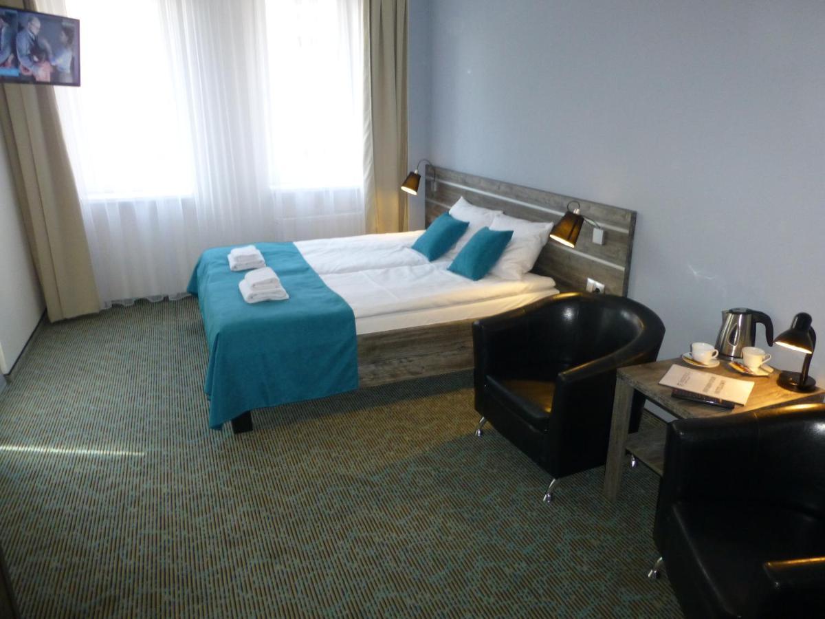 Hotel Гижицко Экстерьер фото