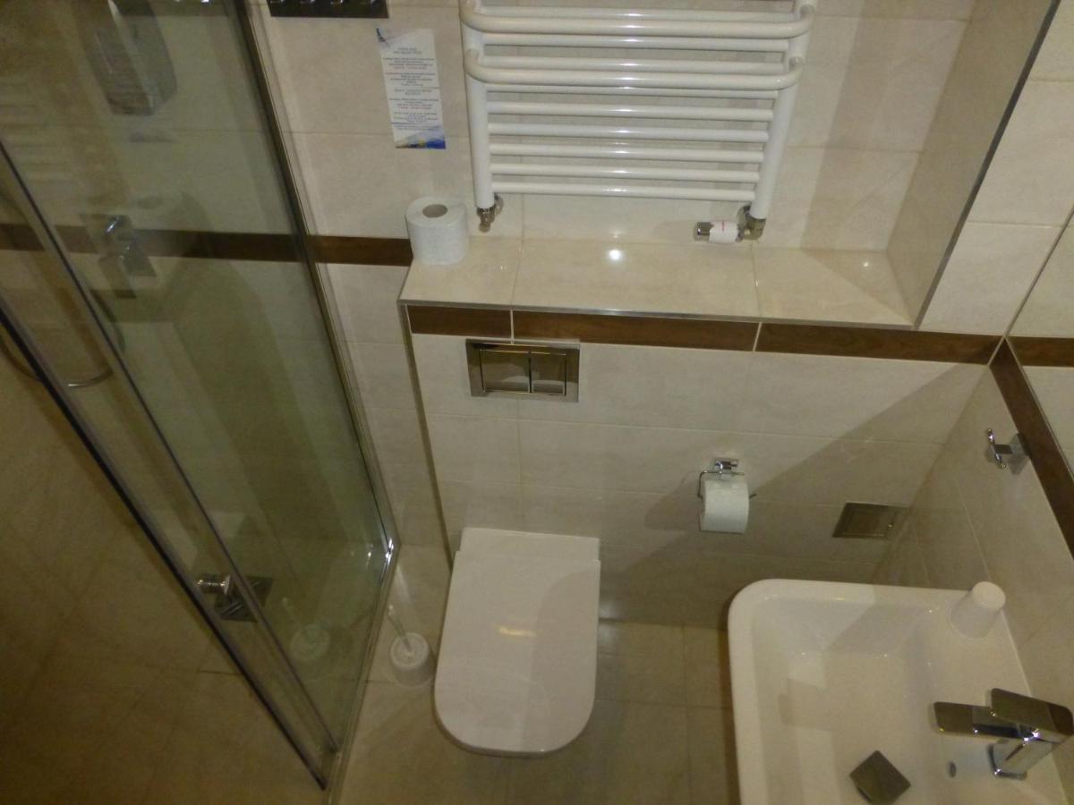 Hotel Гижицко Экстерьер фото