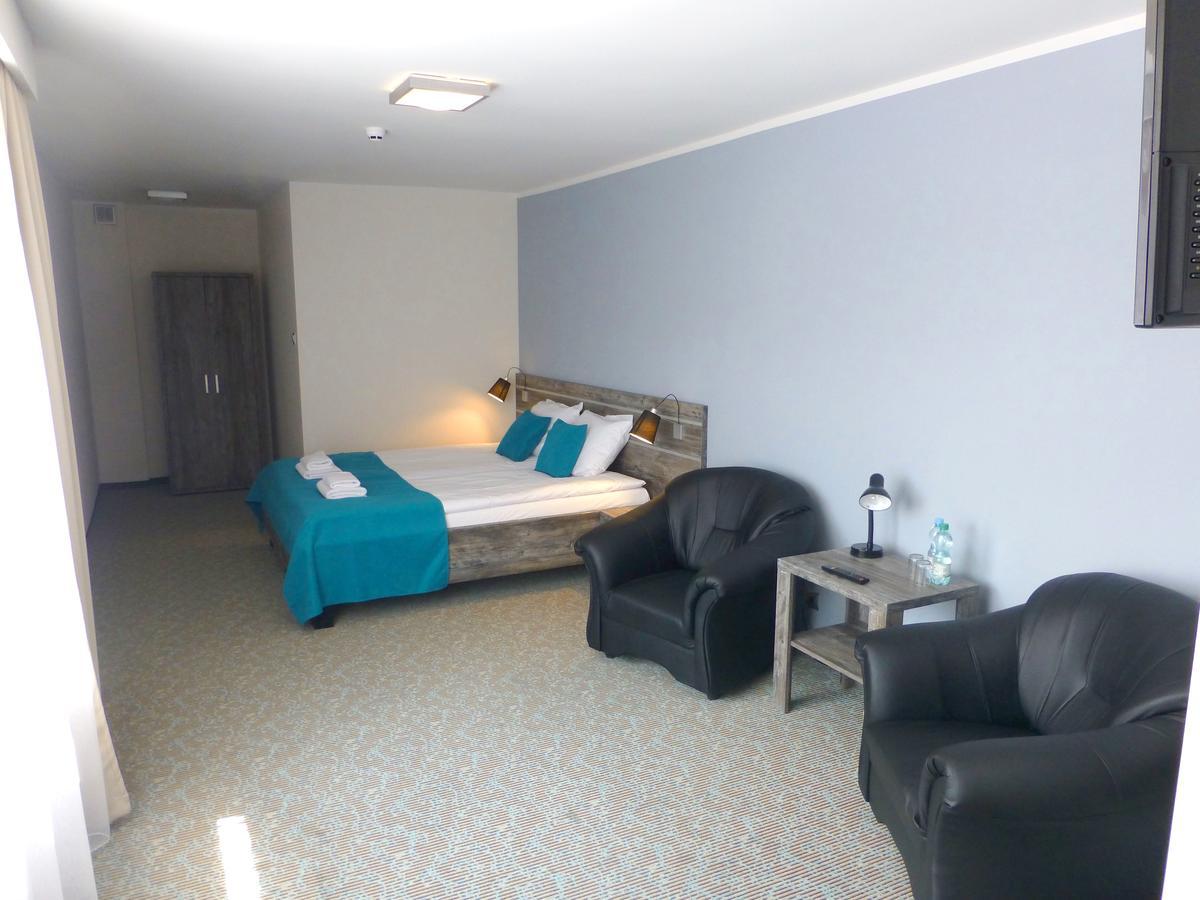 Hotel Гижицко Экстерьер фото