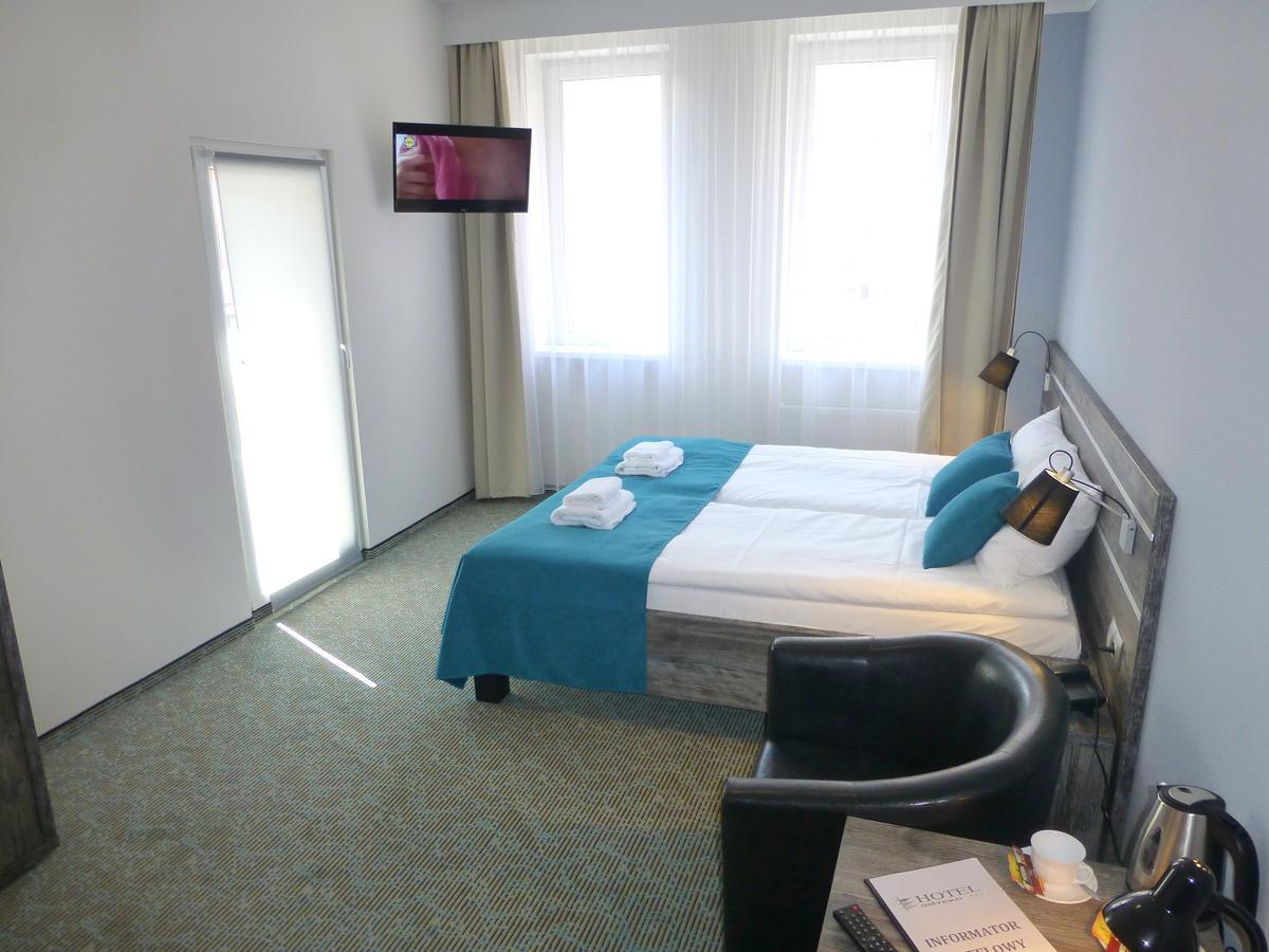 Hotel Гижицко Экстерьер фото