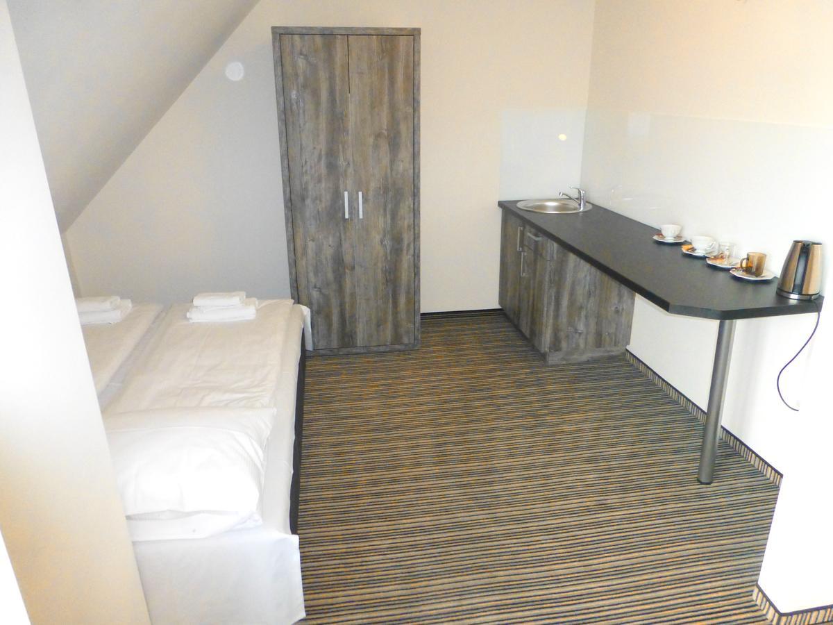 Hotel Гижицко Экстерьер фото