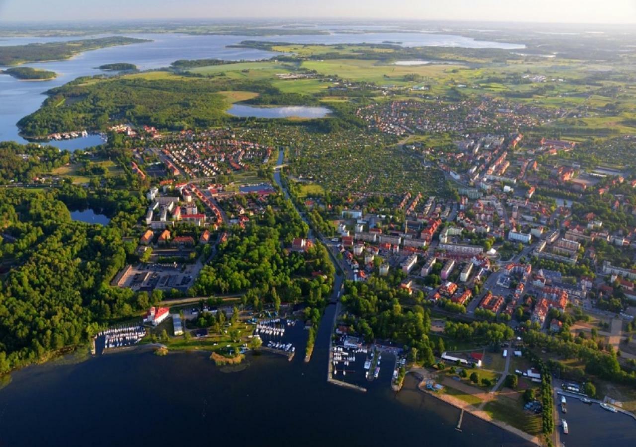 Hotel Гижицко Экстерьер фото