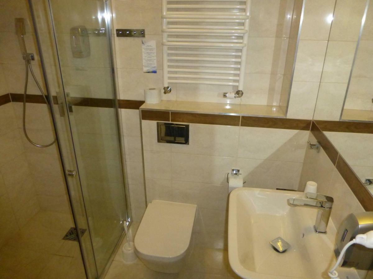 Hotel Гижицко Экстерьер фото